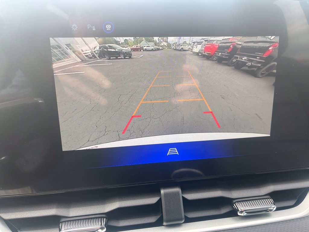 2027 Chevrolet Equinox LT - Photo 20