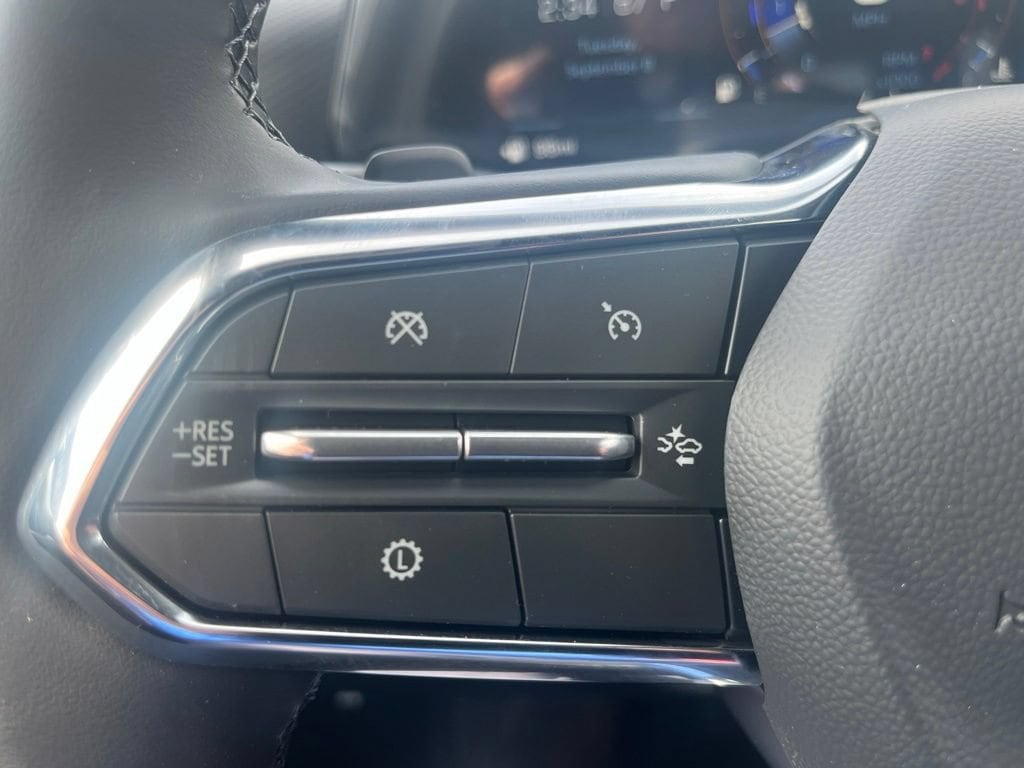 2027 Chevrolet Equinox LT - Photo 15