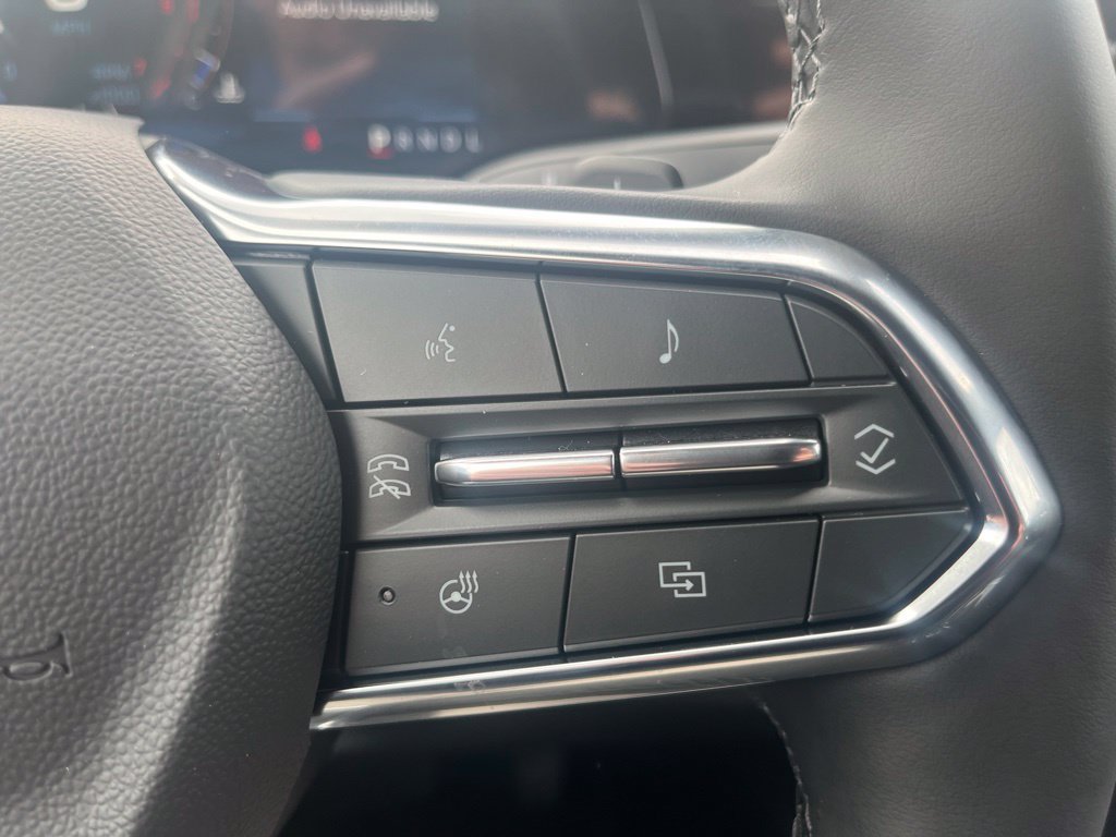 2027 Chevrolet Equinox LT - Photo 16