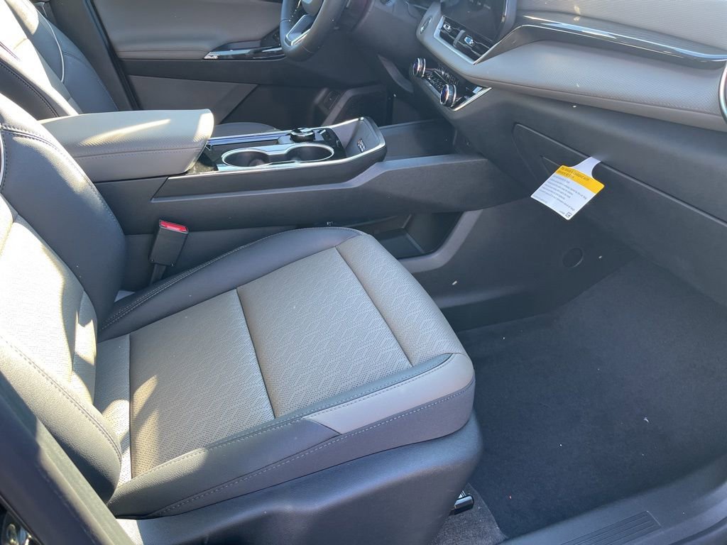 2026 Chevrolet Equinox LT - Photo 31