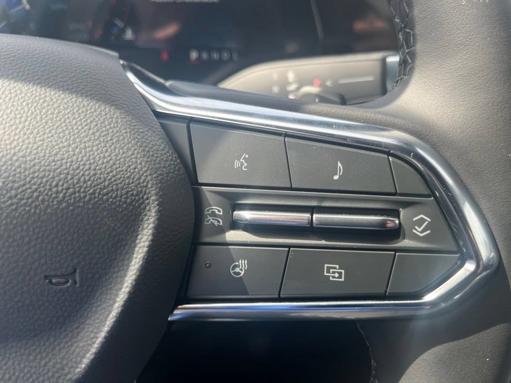 2027 Chevrolet Equinox LT - Photo 16
