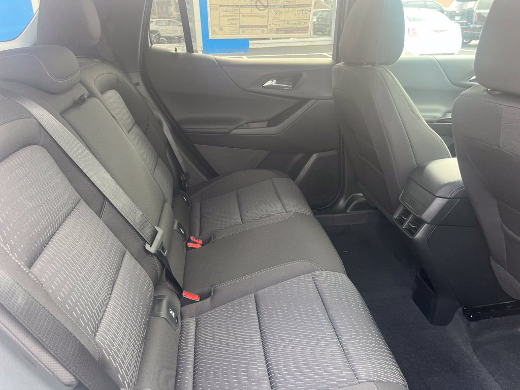 2027 Chevrolet Equinox LT - Photo 27