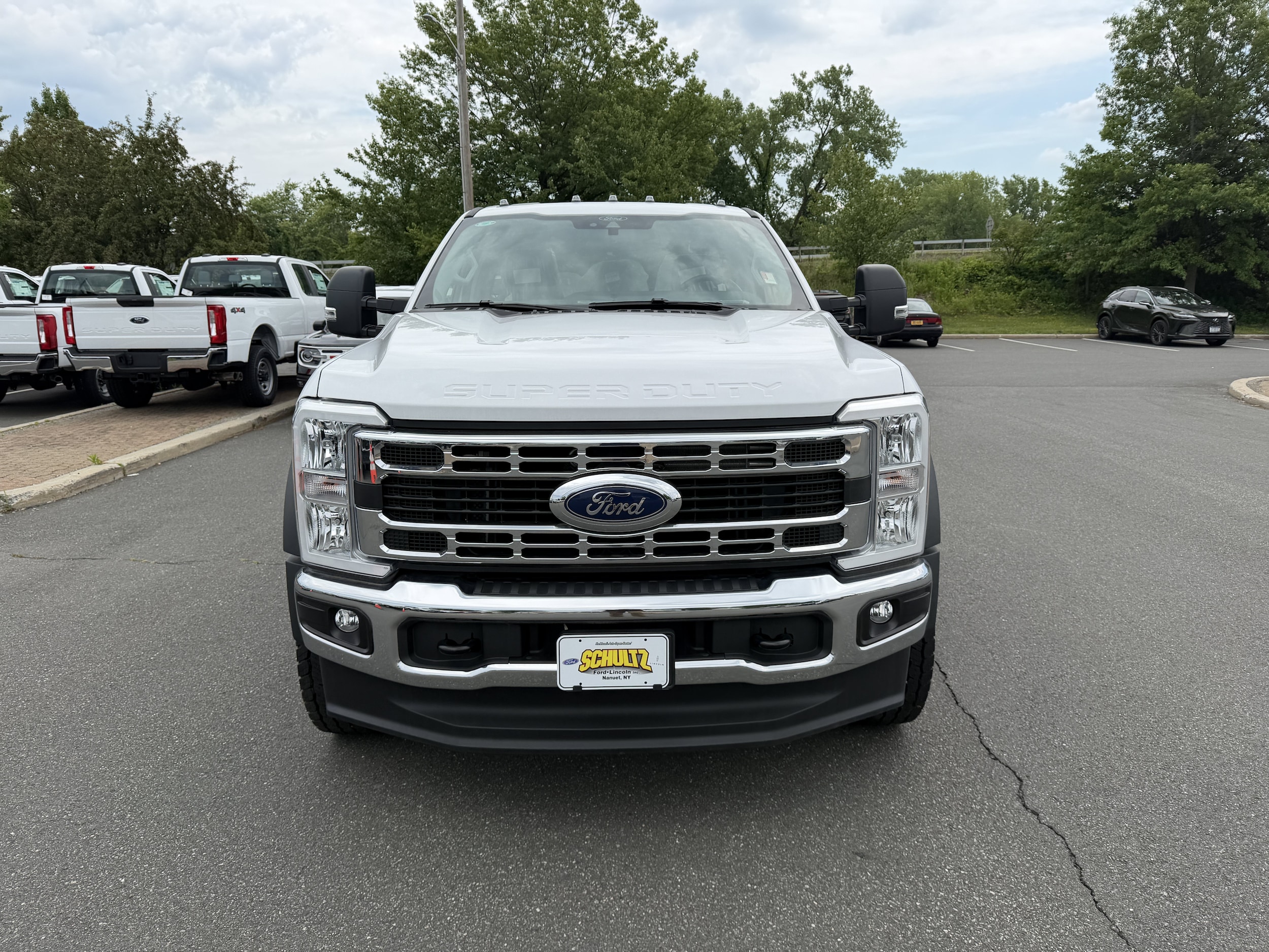 2024 Ford F-600 Super Duty Chassis Cab