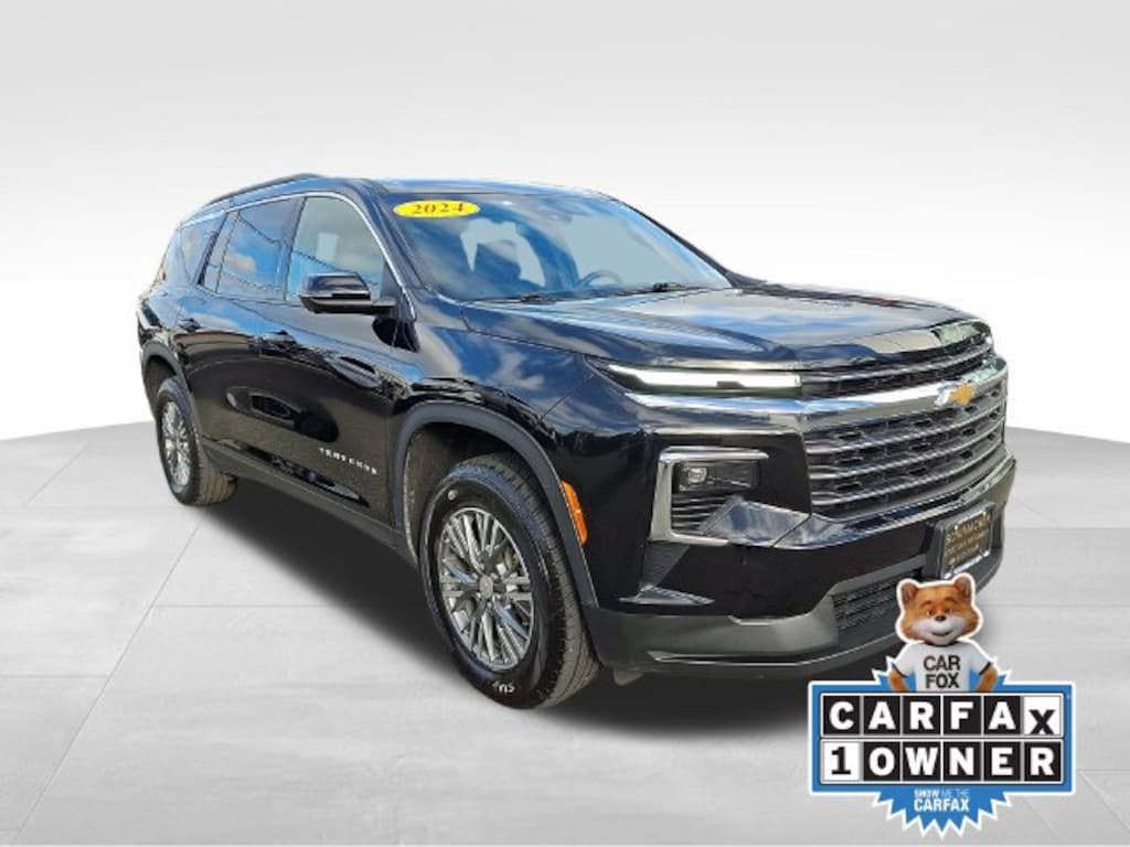 Used 2024 Chevrolet Traverse LT SUV