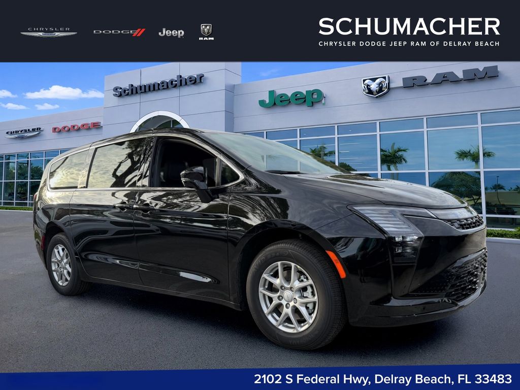 2027 Chrysler Pacifica Select