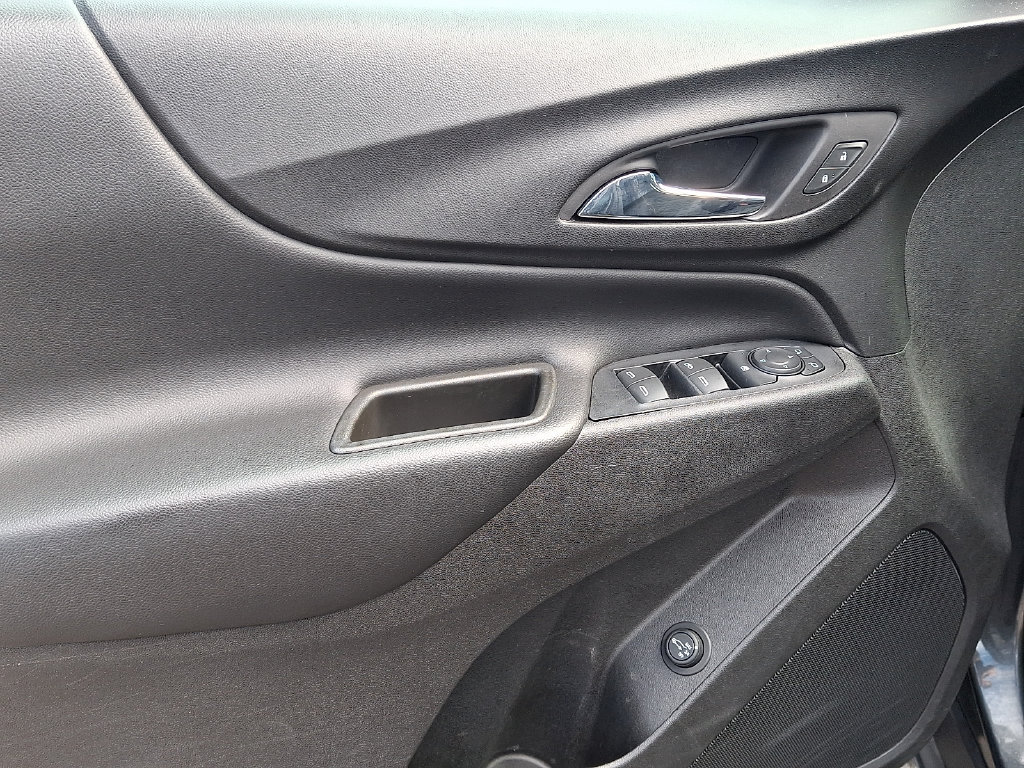 2018 Chevrolet Equinox LT - Photo 12