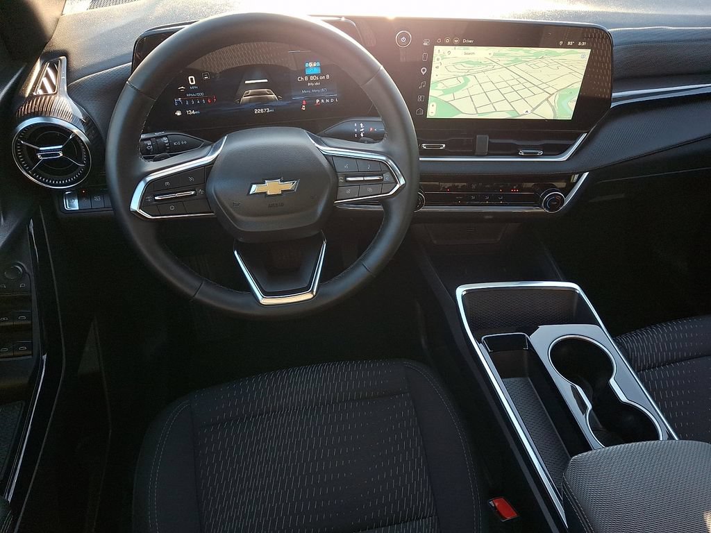 2025 Chevrolet Equinox LT - Photo 9
