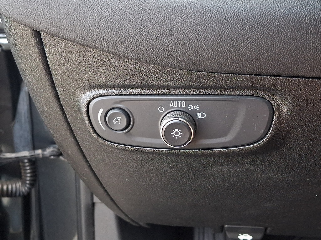 2018 Chevrolet Equinox LT - Photo 24