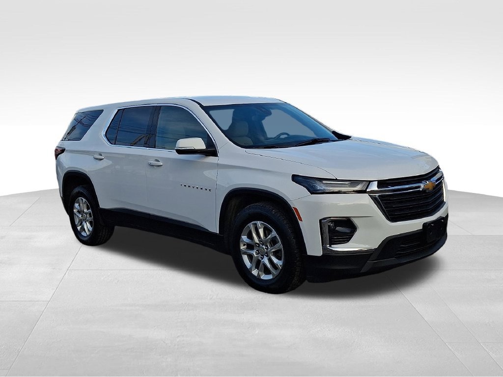 Used 2023 Chevrolet Traverse LS SUV