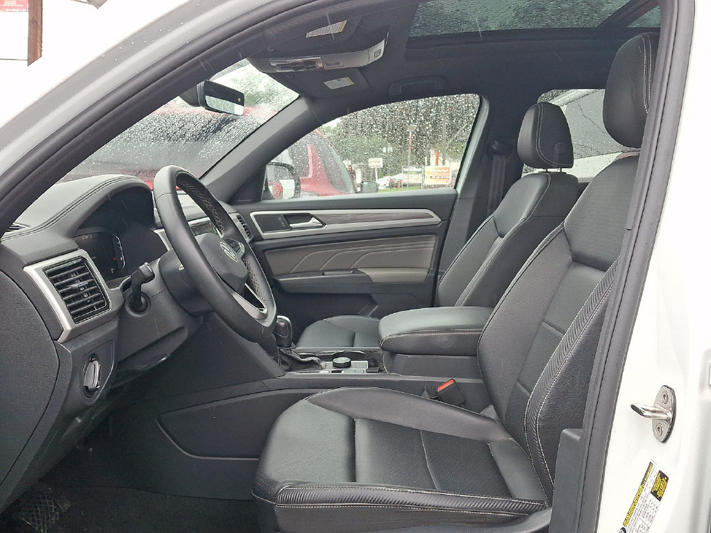2023 Volkswagen Atlas Cross Sport SE w/Tech - Photo 11