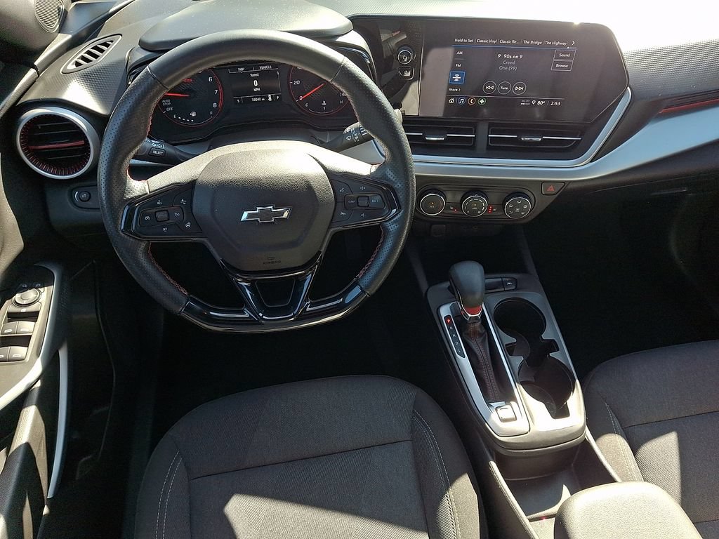 2024 Chevrolet Trax RS - Photo 11