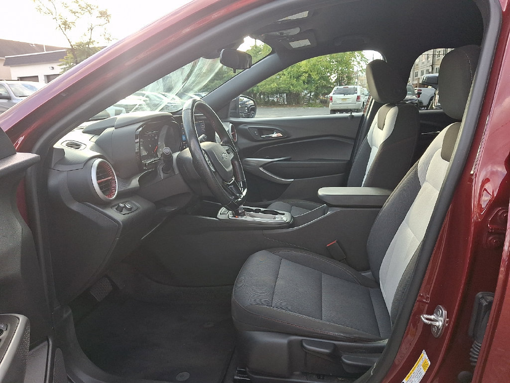2024 Chevrolet Trax RS - Photo 13