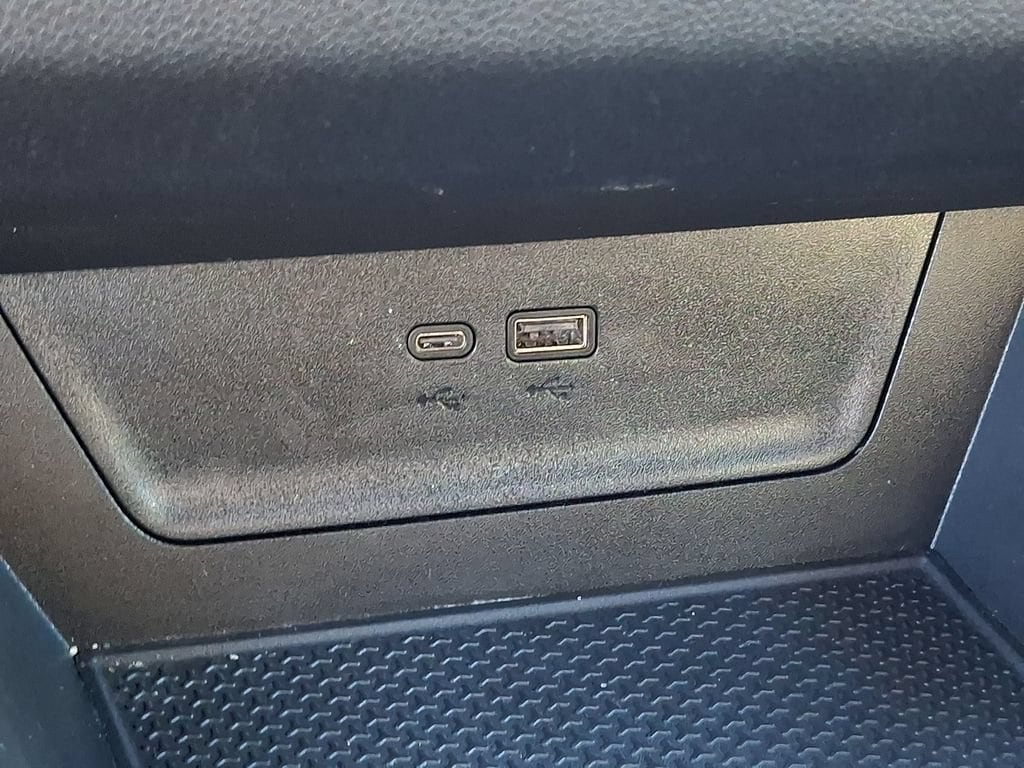 2025 Chevrolet Equinox LT - Photo 24