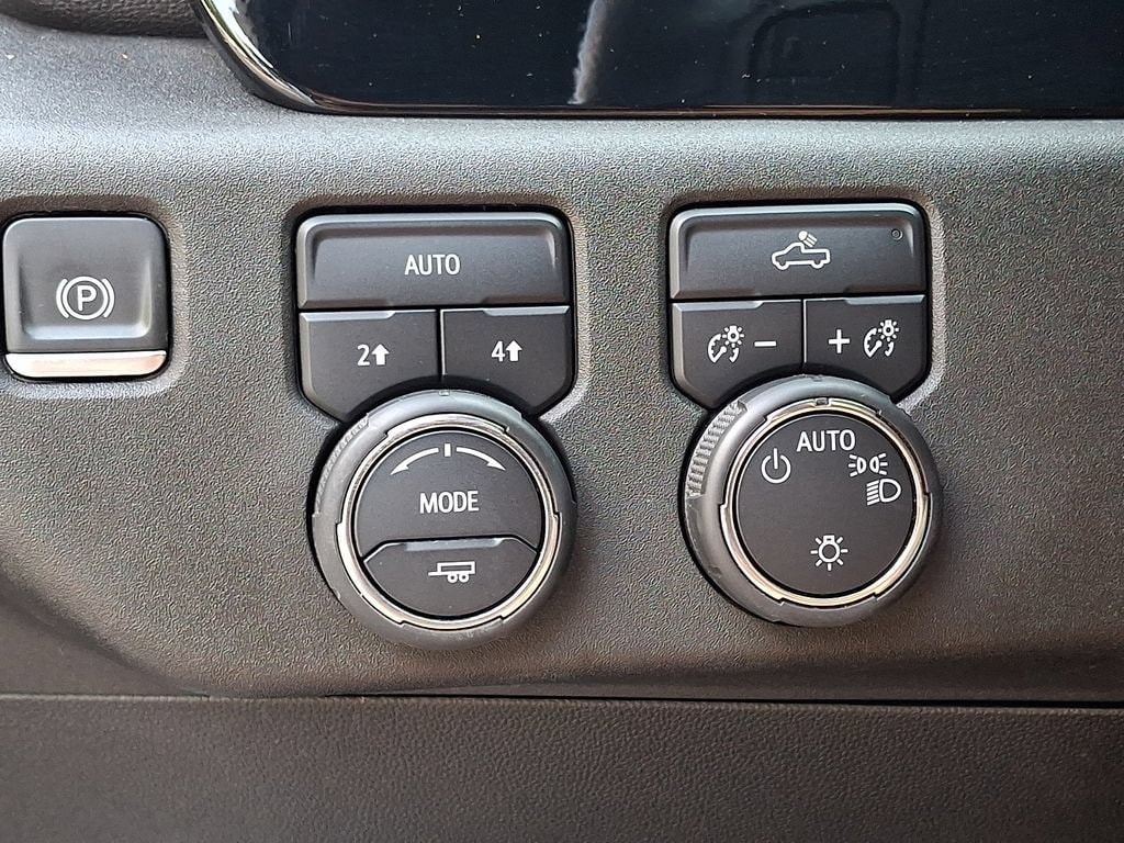 2024 Chevrolet Silverado 1500 LT - Photo 22