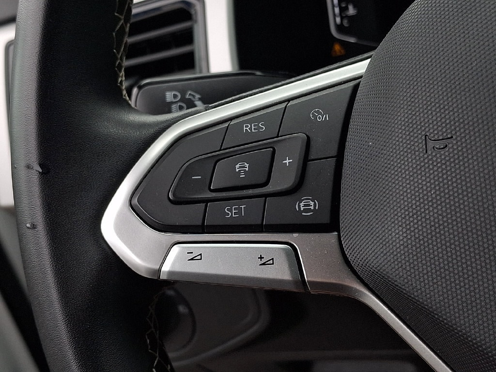 2023 Volkswagen Atlas Cross Sport SE w/Tech - Photo 18