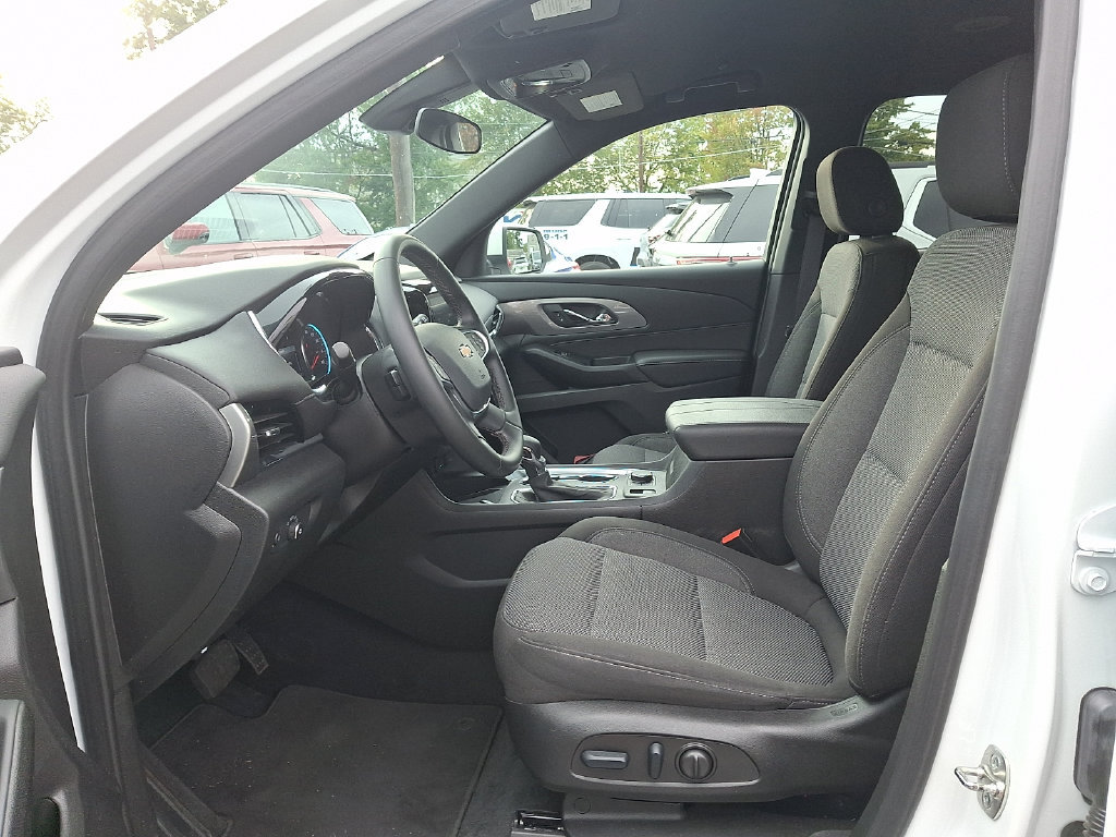 2023 Chevrolet Traverse 1LT - Photo 12