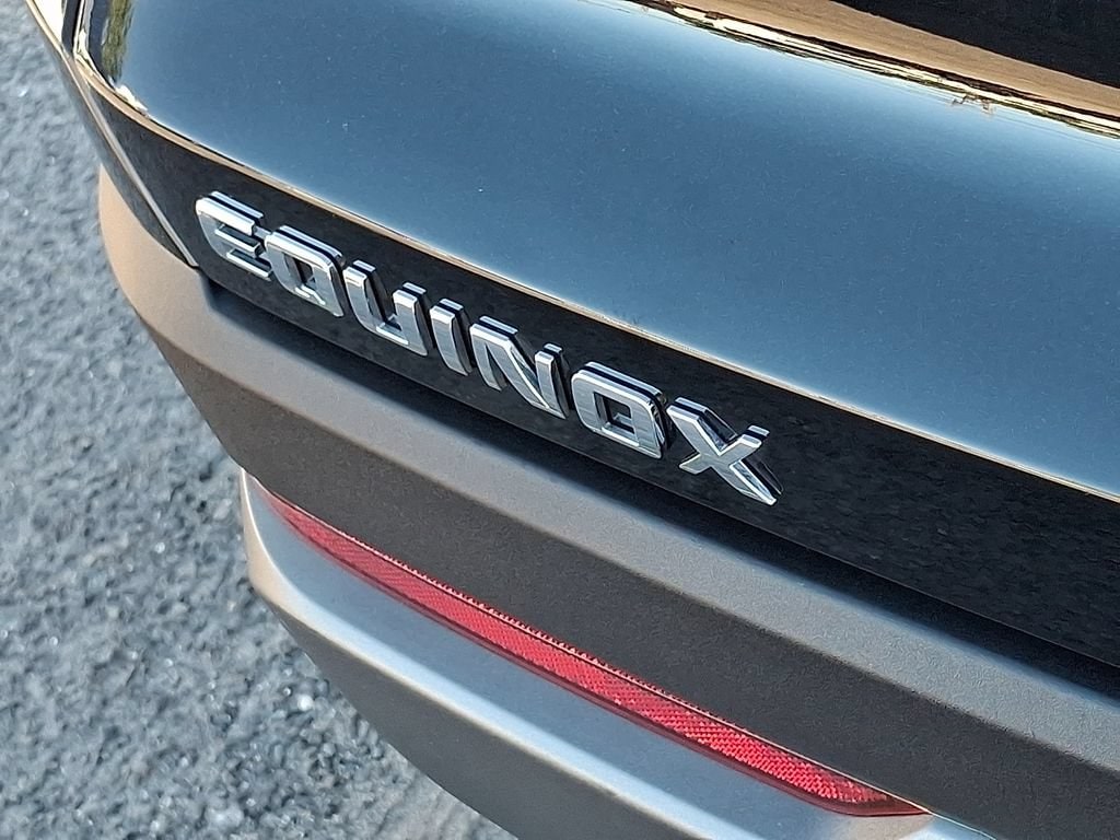 2025 Chevrolet Equinox LT - Photo 28