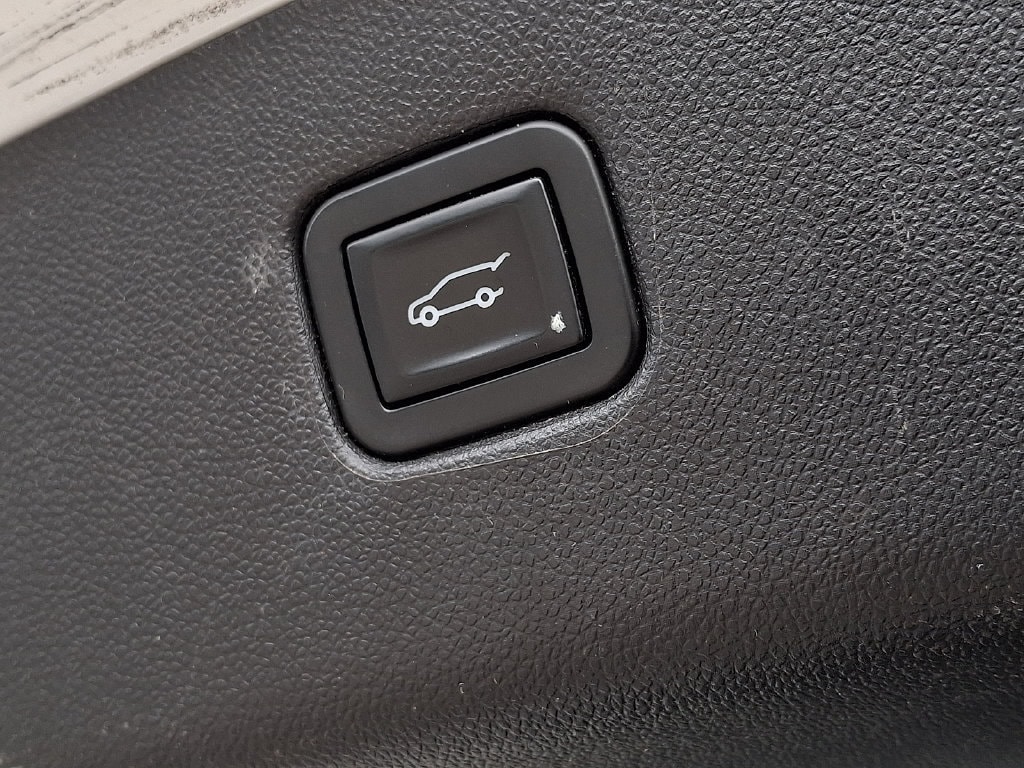 2020 Chevrolet Blazer 2LT - Photo 23