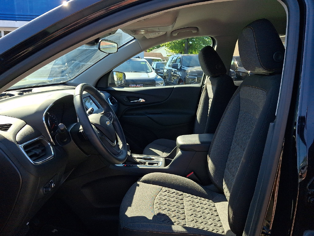 2024 Chevrolet Equinox LT - Photo 13