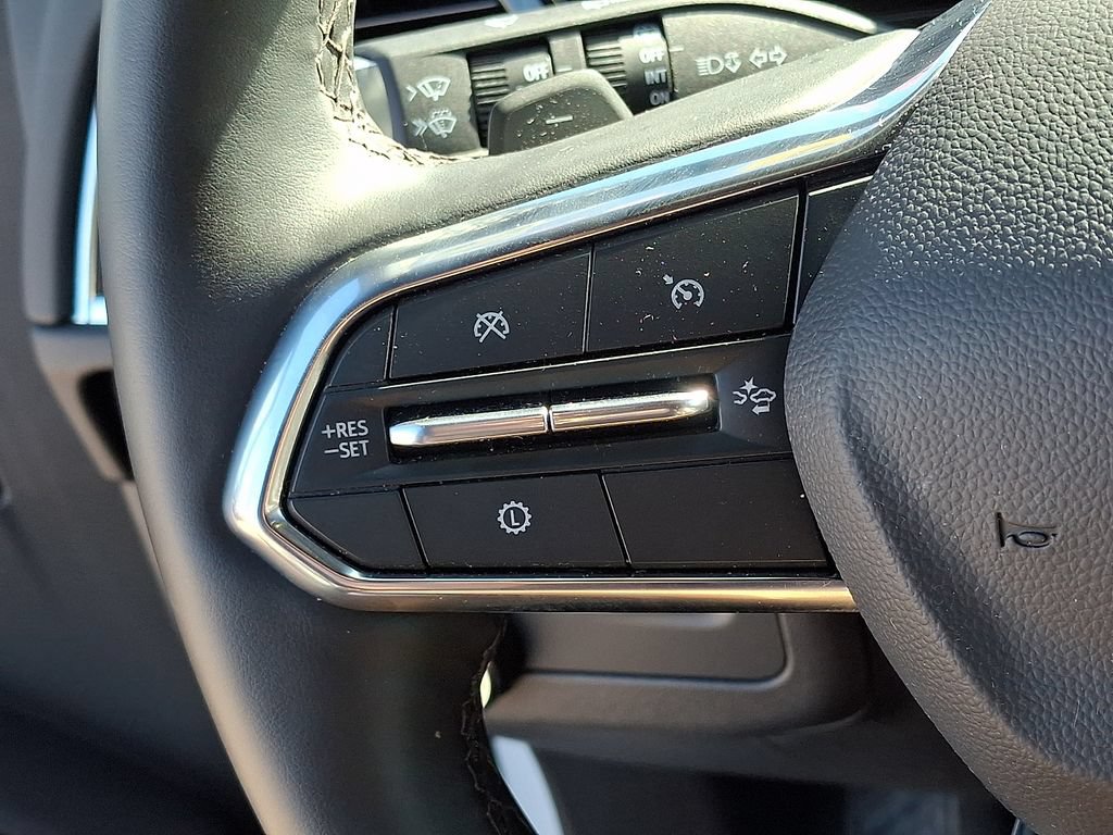 2026 Chevrolet Suburban LT - Photo 23