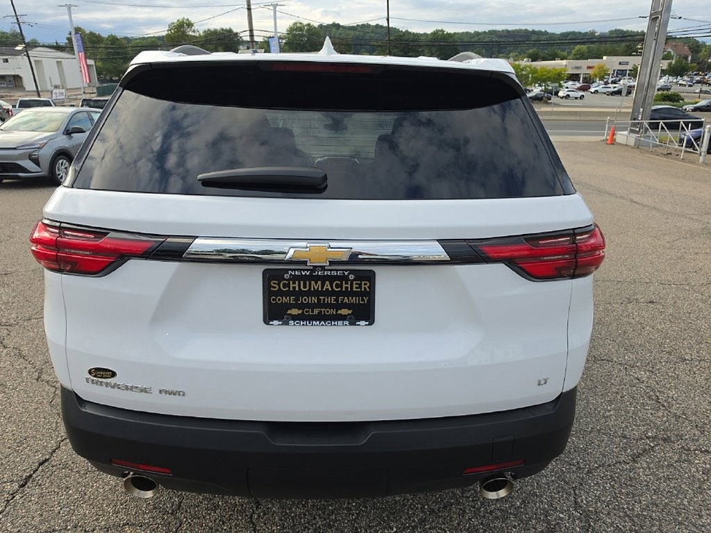 Used 2023 Chevrolet Traverse LT Leather SUV