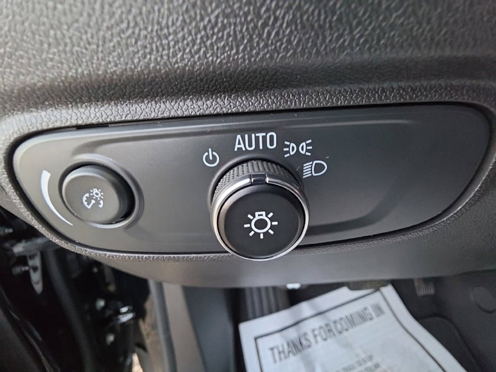 2024 Chevrolet Equinox LS - Photo 8