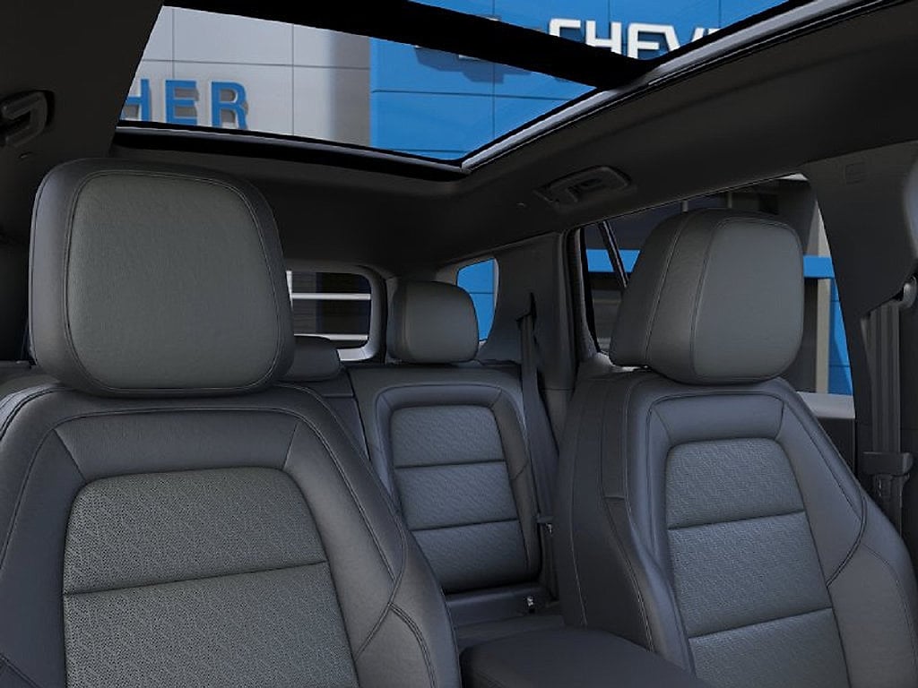 2027 Chevrolet Equinox LT - Photo 24