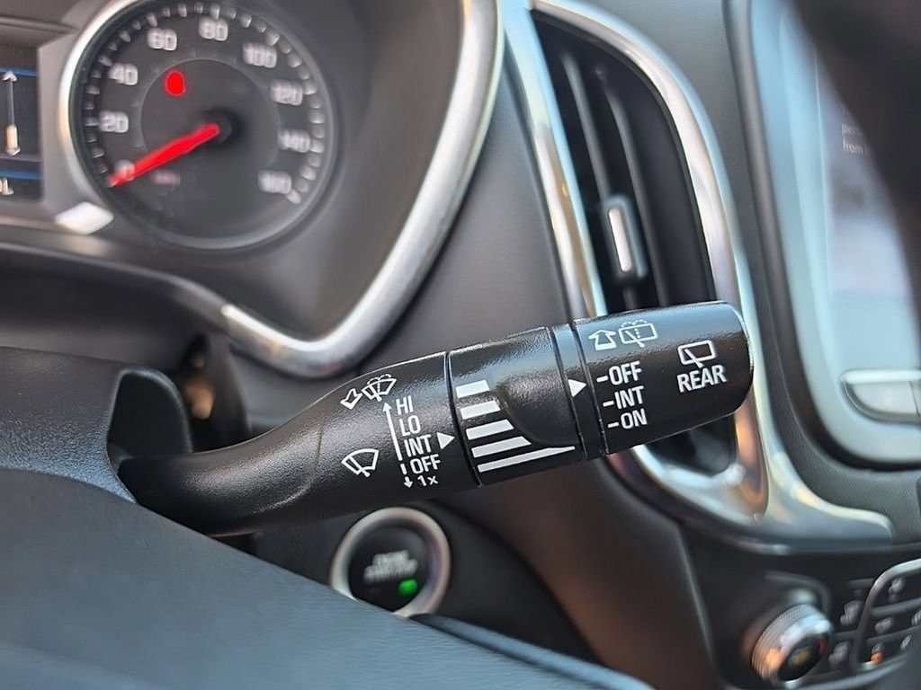 2024 Chevrolet Equinox LT - Photo 13