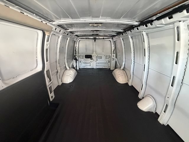 2025 Chevrolet Express Cargo Work Van - Photo 24