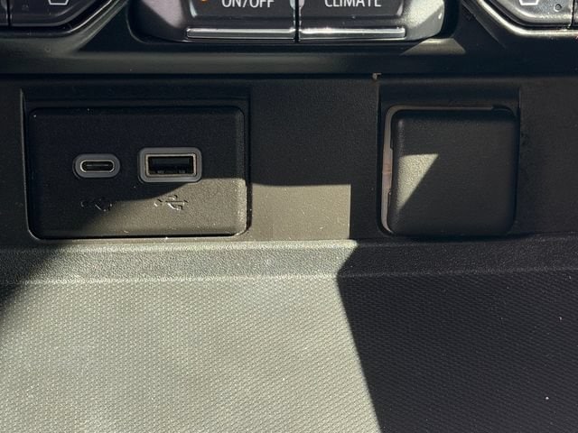2021 Chevrolet Tahoe Premier - Photo 25