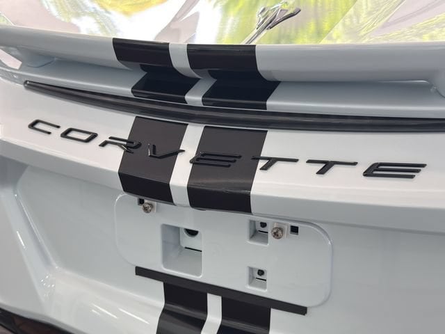 2020 Chevrolet Corvette 2LT - Photo 8