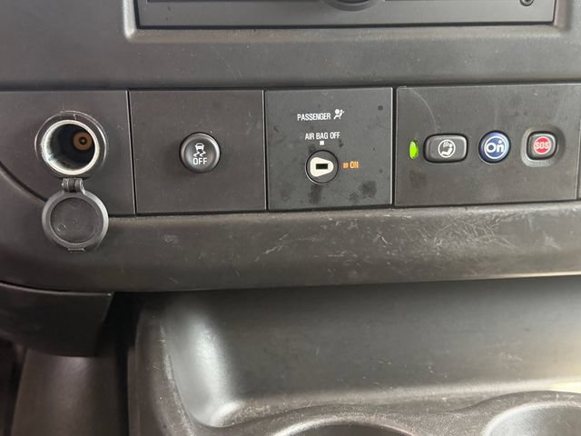 2025 Chevrolet Express Cargo Work Van - Photo 18