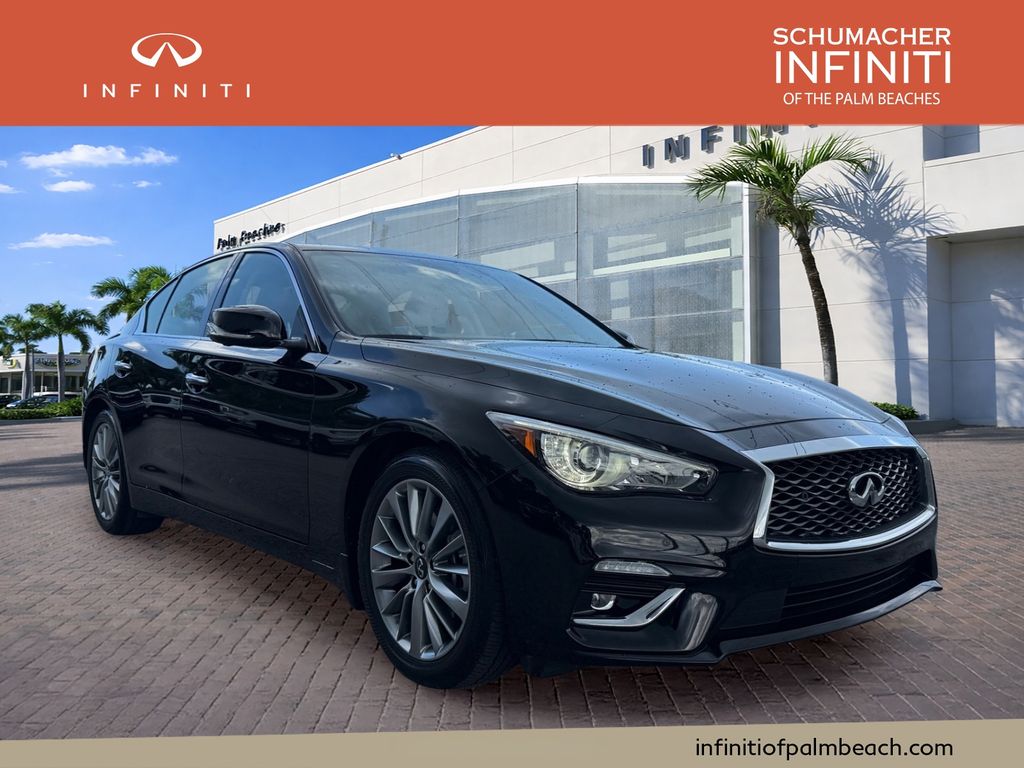 2023 INFINITI Q50 Luxe Sedan