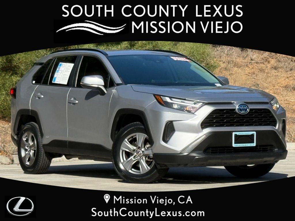 2024 Toyota RAV4 Hybrid XLE