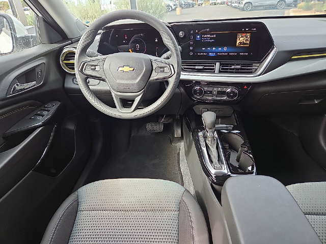 2026 Chevrolet Trax LT - Photo 9