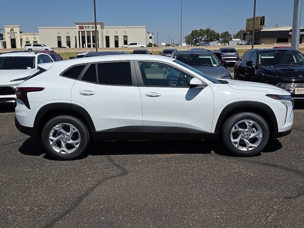 New 2026 Chevrolet Trax LS SUV