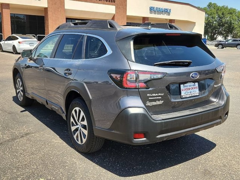 Used 2025 Subaru Outback Premium SUV