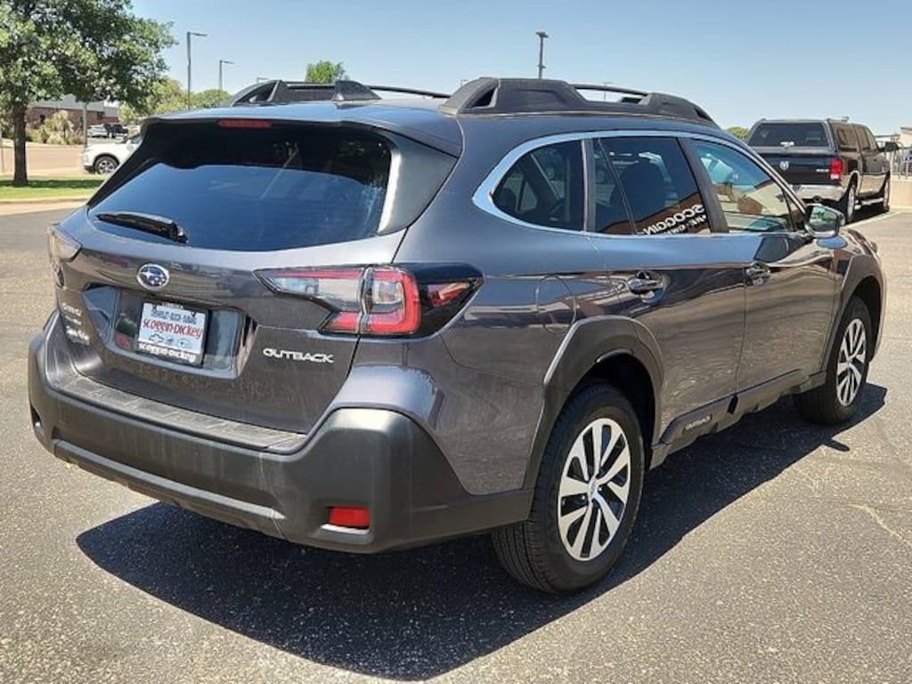 Used 2025 Subaru Outback Premium SUV