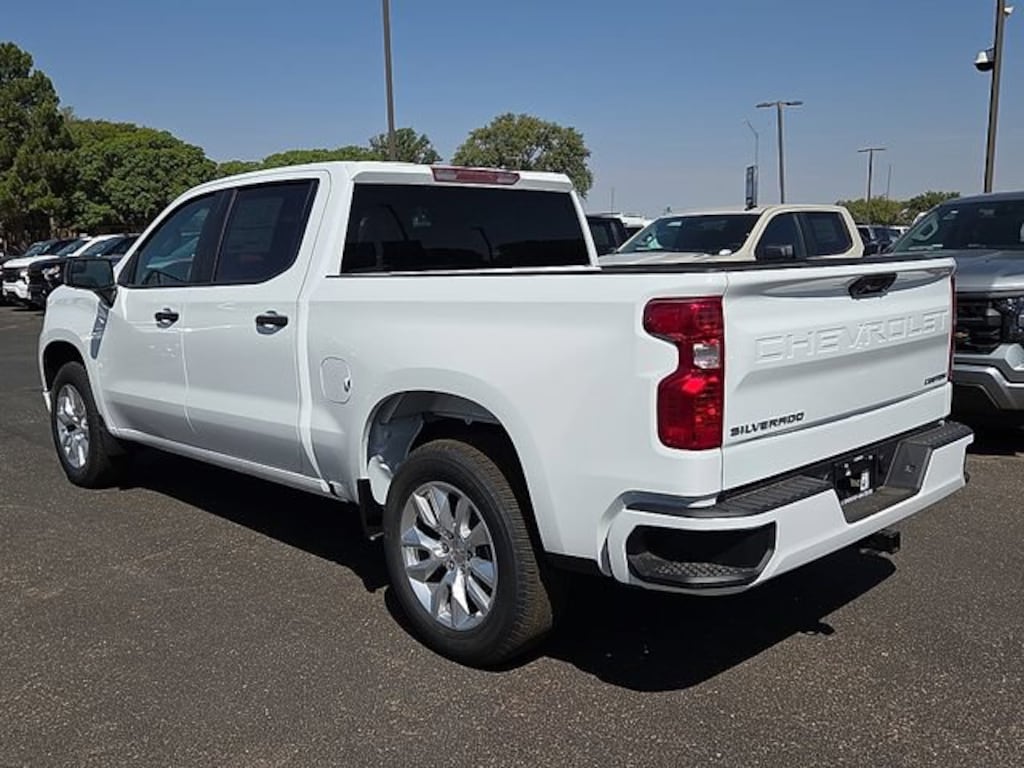 New 2026 Chevrolet Silverado 1500 Custom Truck