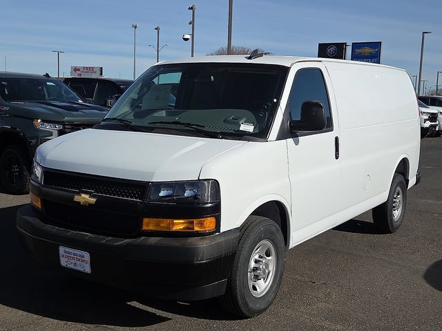 2025 Chevrolet Express Cargo