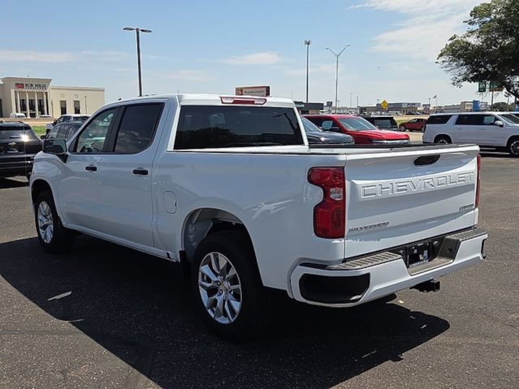 New 2026 Chevrolet Silverado 1500 Custom Truck