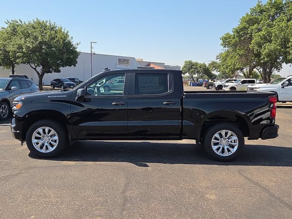 New 2026 Chevrolet Silverado 1500 Custom Truck