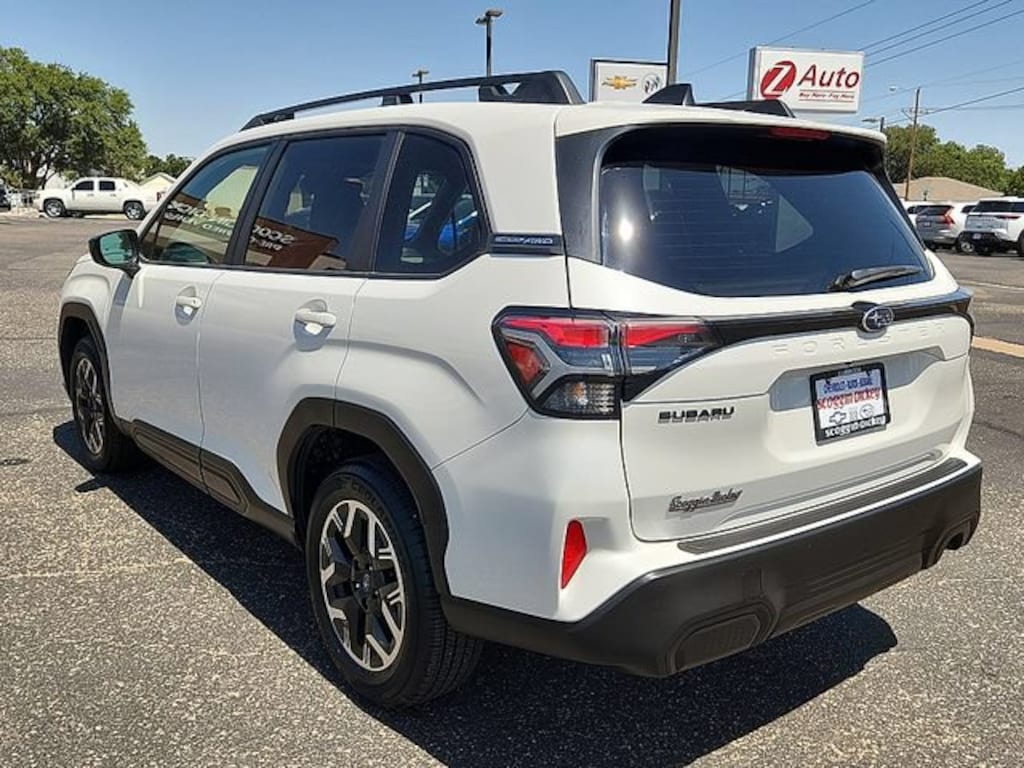 Used 2025 Subaru Forester Premium SUV