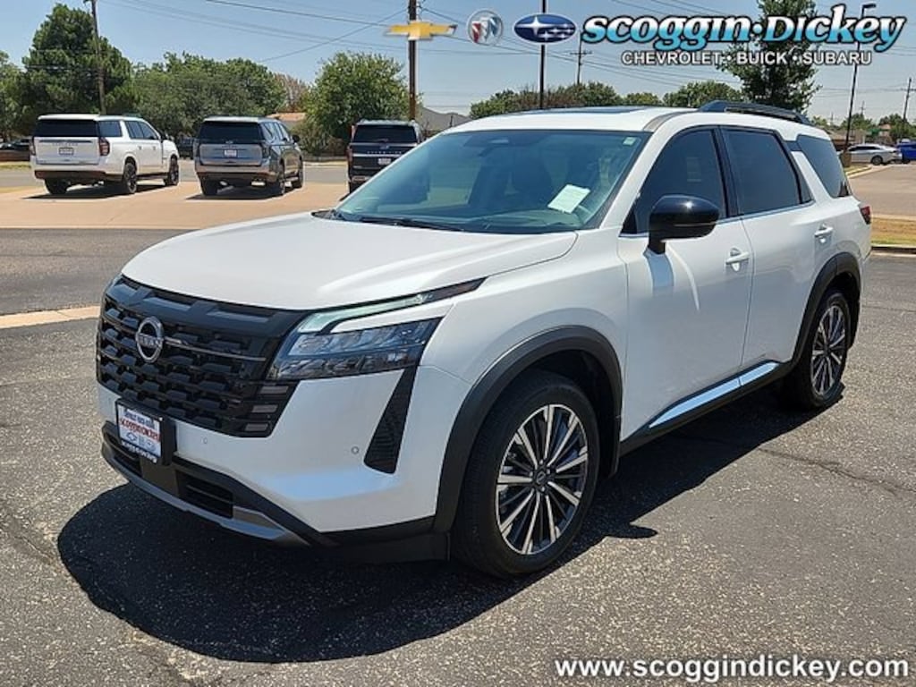 Used 2026 Nissan Pathfinder Platinum SUV