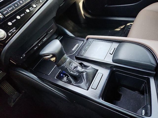 2022 Lexus ES 350 - Photo 25