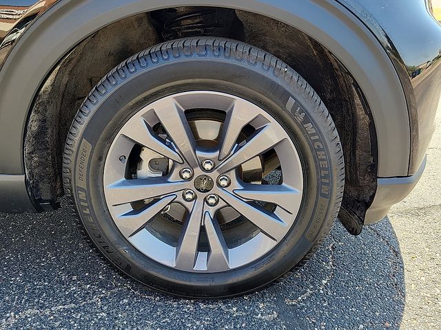 2022 Ford Explorer XLT - Photo 8