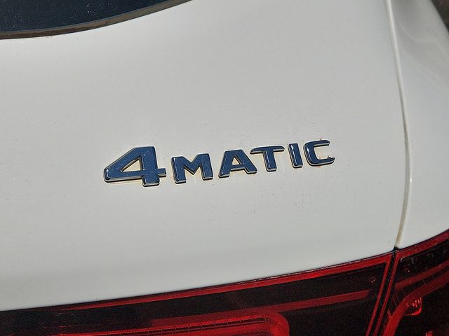 2022 Mercedes-Benz GLC GLC300 - Photo 8