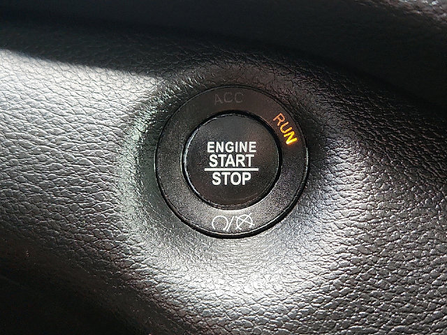 2021 Jeep Cherokee Latitude Lux - Photo 20