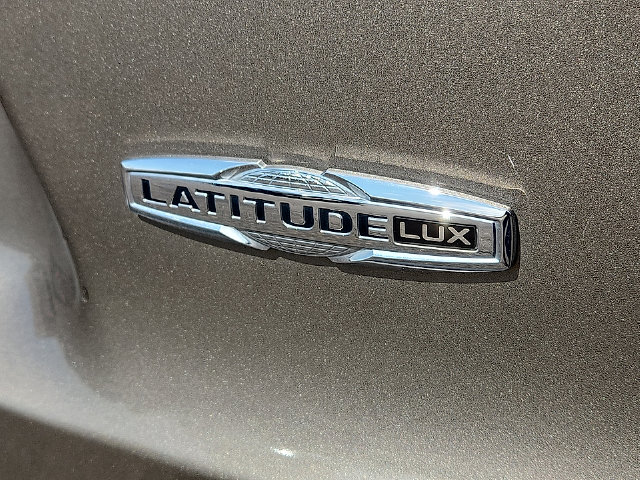 2021 Jeep Cherokee Latitude Lux - Photo 9
