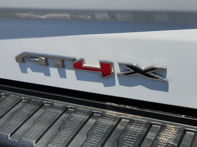 2023 GMC Sierra 1500 AT4X - Photo 9
